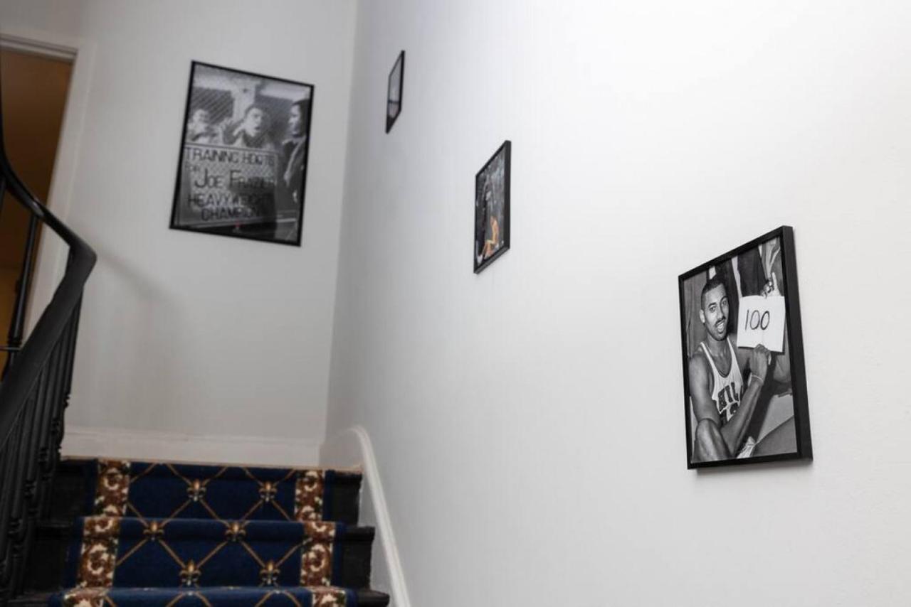 Thena Hotel - Large Studio Philadelphia Buitenkant foto